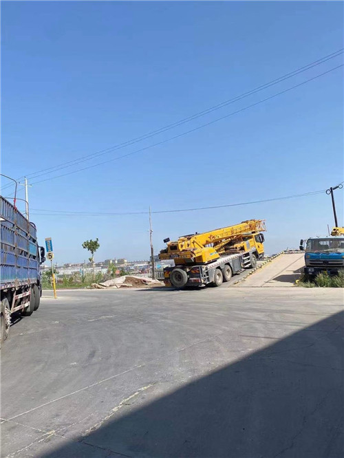 潮州市25吨吊车的租赁价格大概是多少？